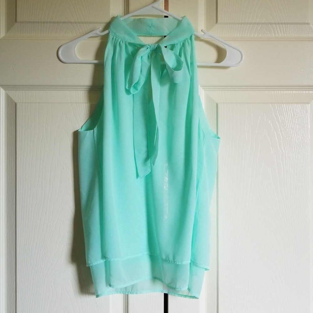Banana Republic tie front top